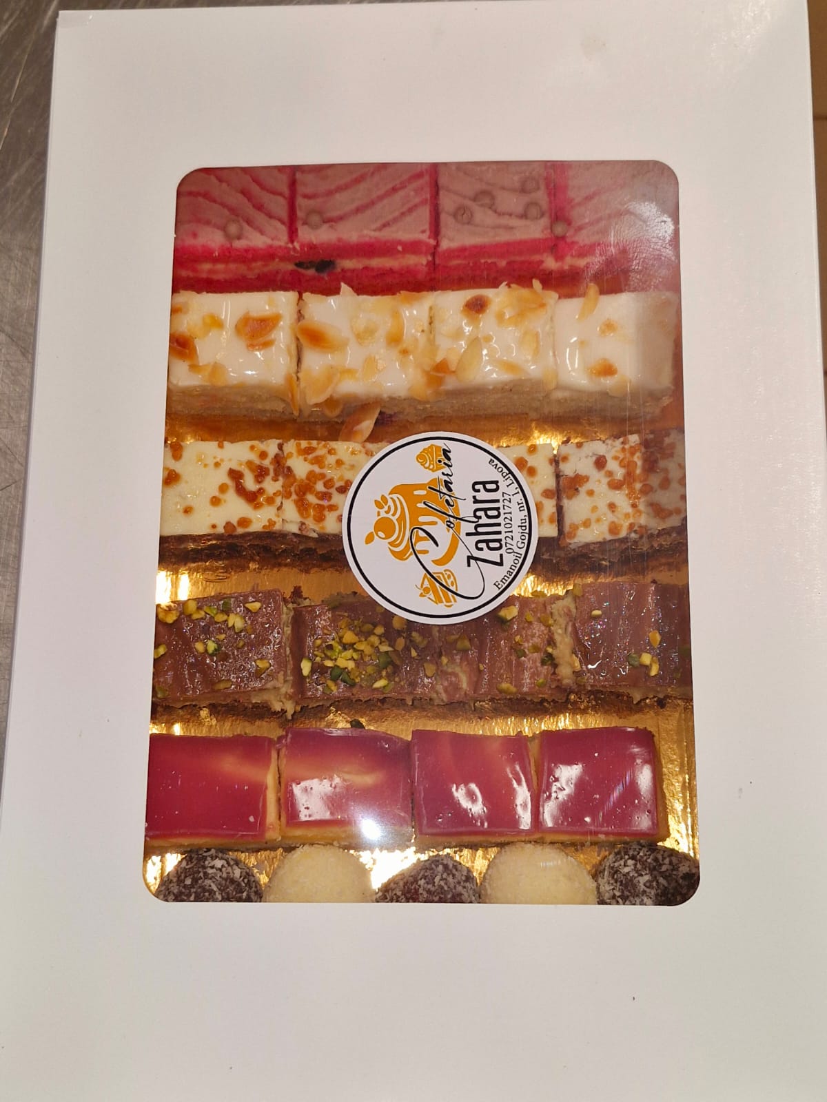 Servire in locatie si pachet